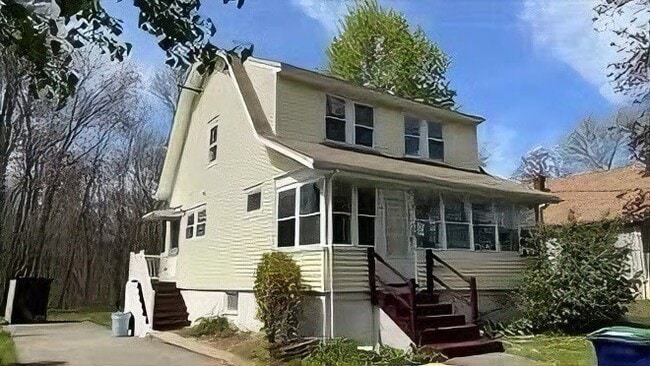 Photo - 1225 Washington St House