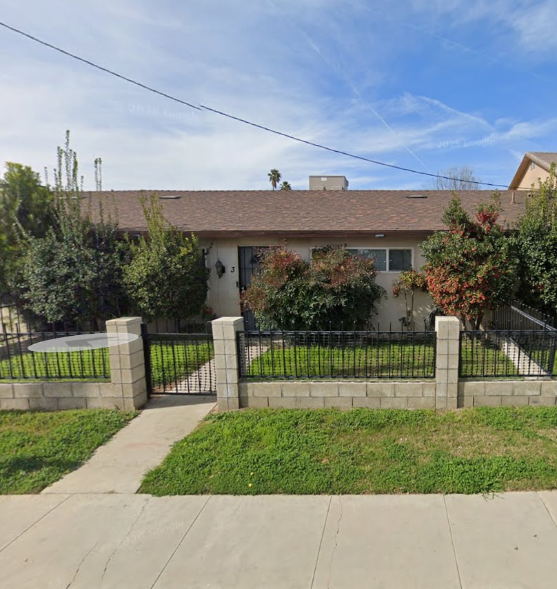 Photo - 2415 Hughes Ln