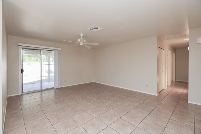 Photo - 4614 W Orchid Ln