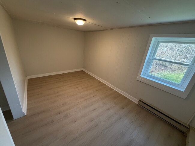 Photo - 2570 Sanger Ln Unidad D