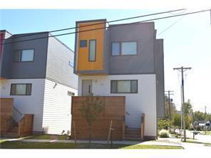 Building Photo - 3 Bedroom Modern Home w/ Excellent Location!