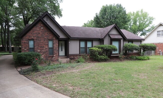 Building Photo - QUIET NEIGHBORHOOD JUST OFF KIMBROUGH IN GERMANTOWN