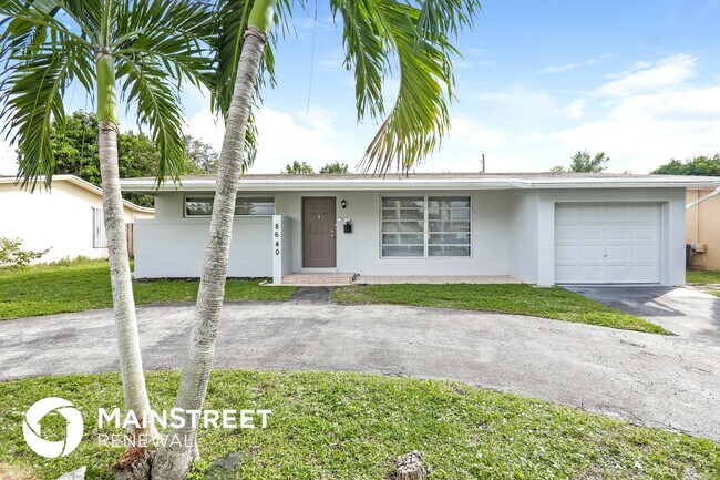 Building Photo - 8640 NW 25th St Rental