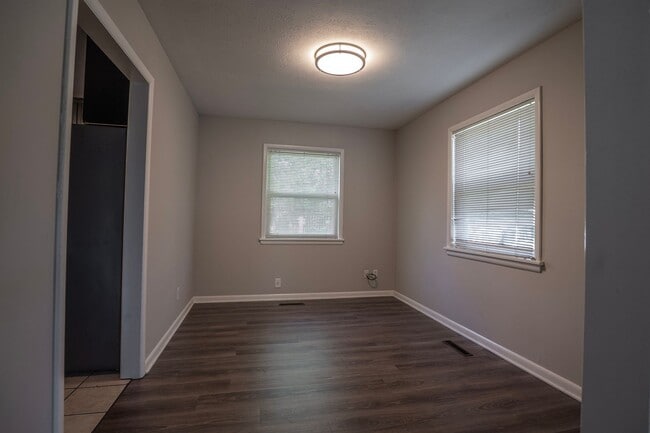 Photo - Charming 4 bedroom, 2 bathroom home located in Fayetteville, AR