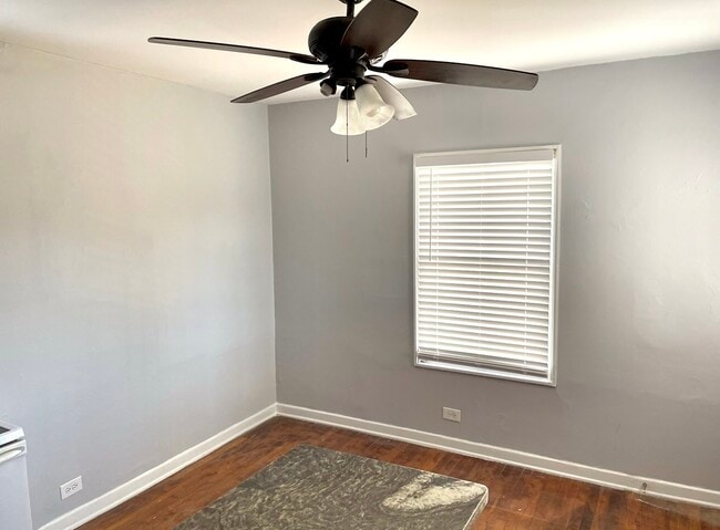 Dining - 427 Eleanor Ave Unit #2