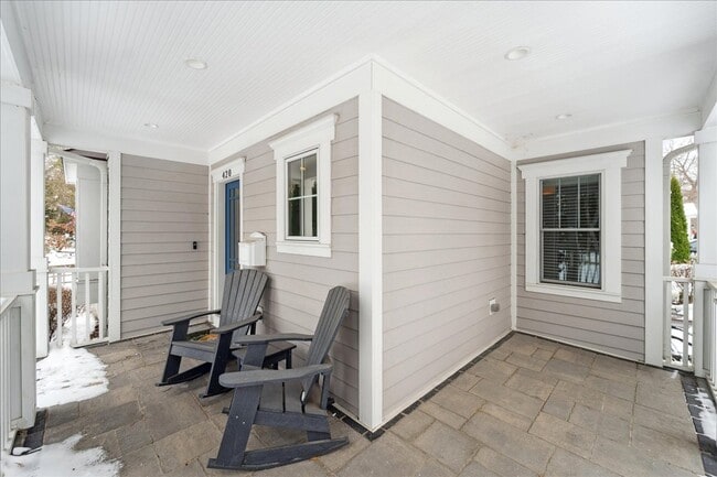 Photo - 420 Evanston Ave