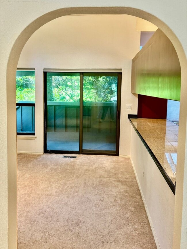 Photo - 3 Bed / 3 bath Sahalee single family home ...