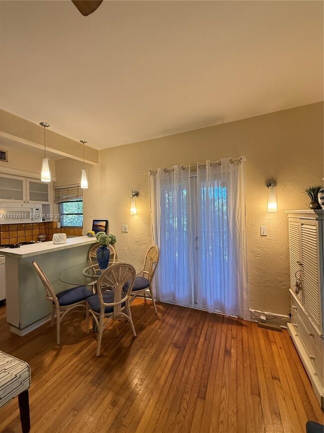 Photo - 1550 Jefferson Ave Unit 6