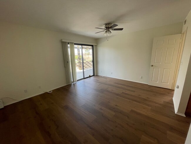 19230 Elm Dr
