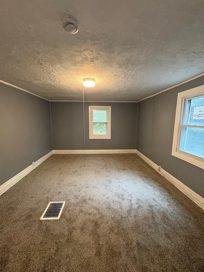 Photo - 1425 E 81 St ,Cleveland, OH 44103 Unit 1