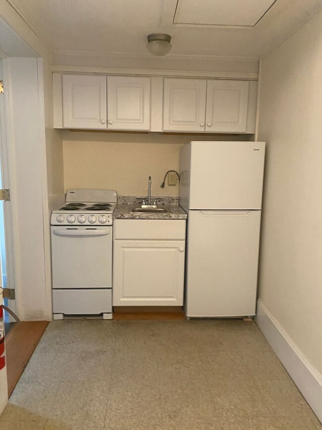 Photo - 82 Main St Apartment Unit 1