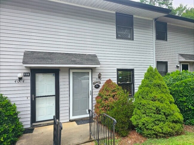 Building Photo - 4012 S Bend Dr Rental