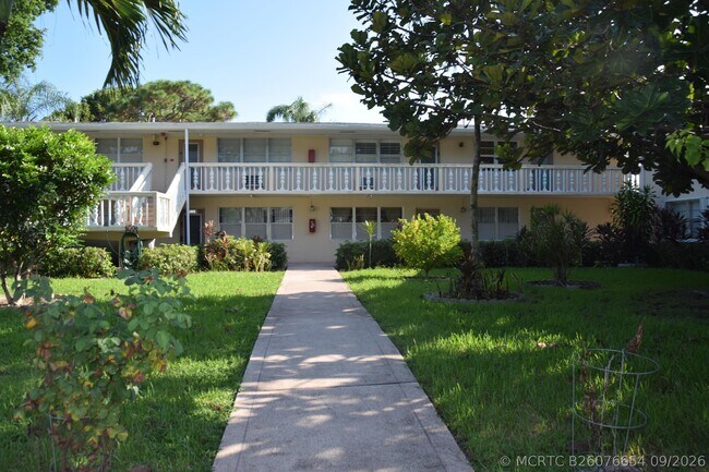 Building Photo - 460 Durham Cir Unit 460