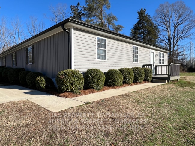Photo - 299 Rustic Rd