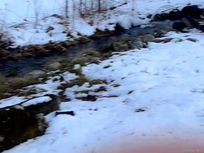 Photo - 13 Herlings Rd