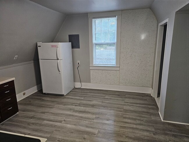 Photo - 641 10th St N Unit #B