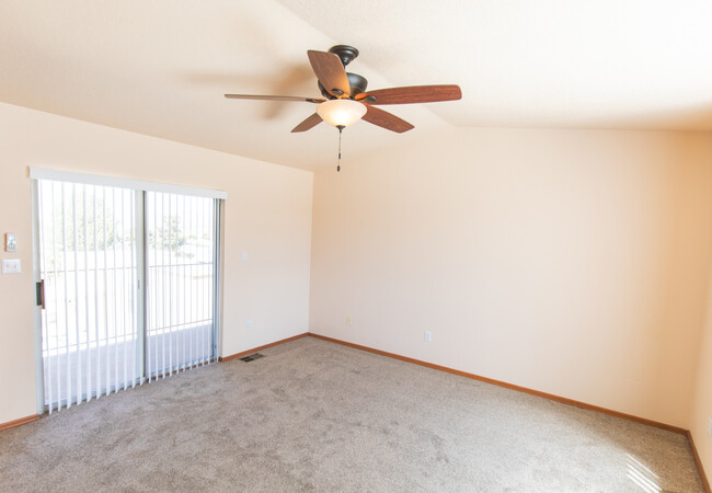 Photo - 2353 Saturn Cir Townhome