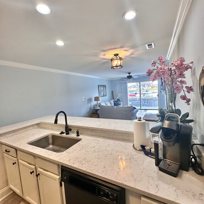 Photo - 18713 Vineyard Point Ln