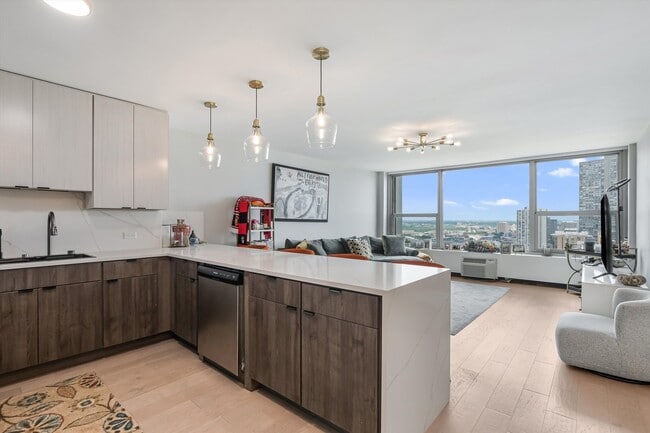 Photo - 3600 N Lake Shore Dr