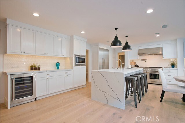 Photo - 16449 Tudor Dr