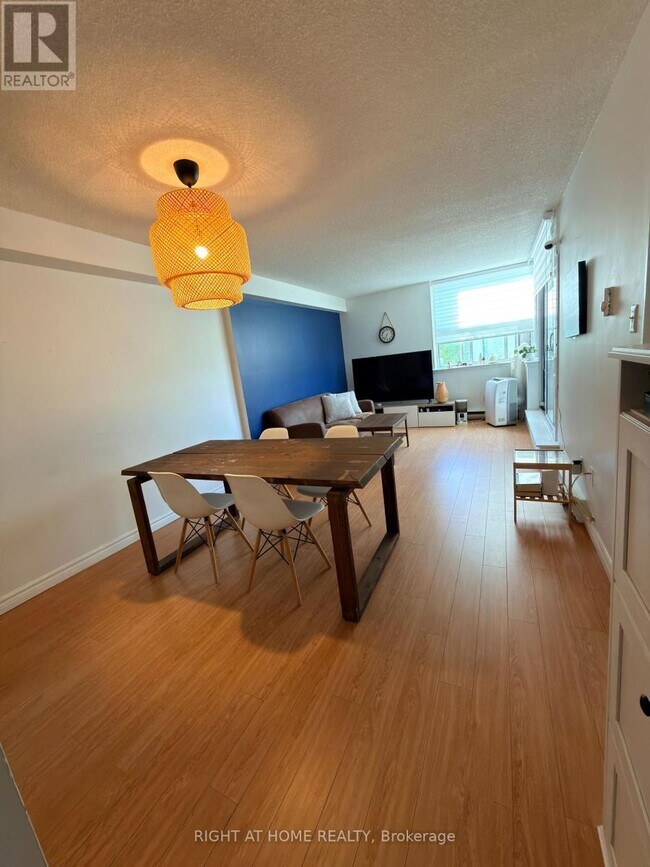 Photo - 2500 Bridletowne Cir Unit #208