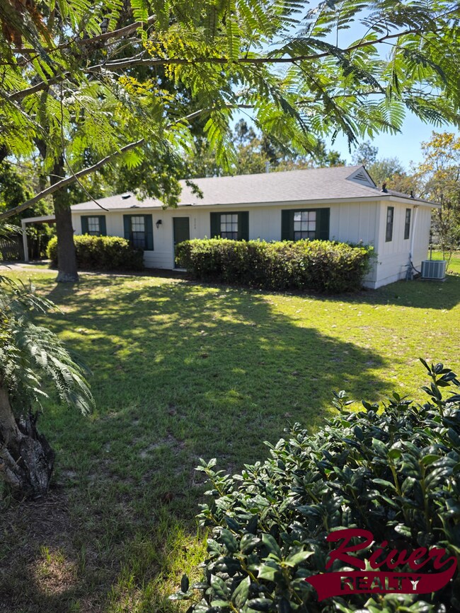 Photo - 3-Bed, 2-Bath Home in South Augusta - Larg...