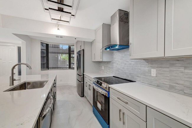 Photo - 6420 Boca del Mar Dr Unit 104