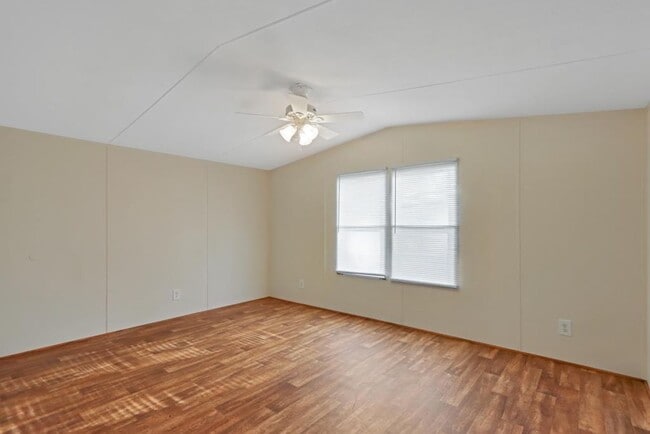 Photo - 3bd 2ba Mobile HOME FOR RENT!