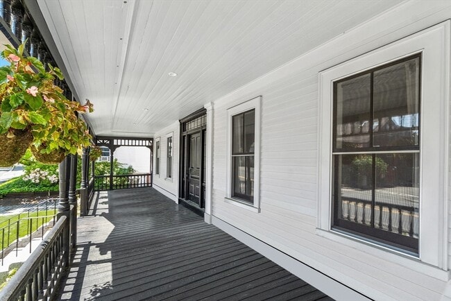 Photo - 29 Central St Unit 1