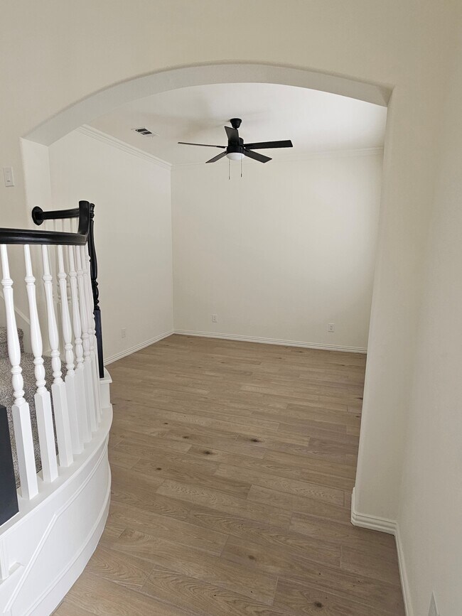 Photo - 1732 Auburn Dr