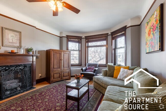 Building Photo - 825 W Diversey Pky Unit 3W Rental