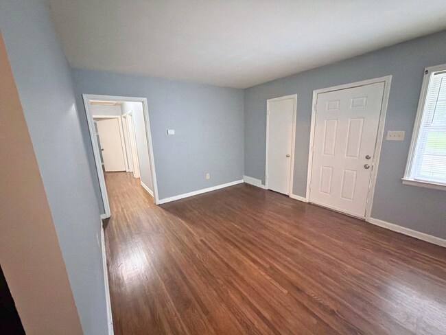 Photo - 4235 Argonne St