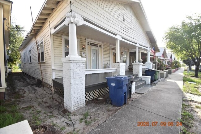 Photo - 1908 E 15th Ave