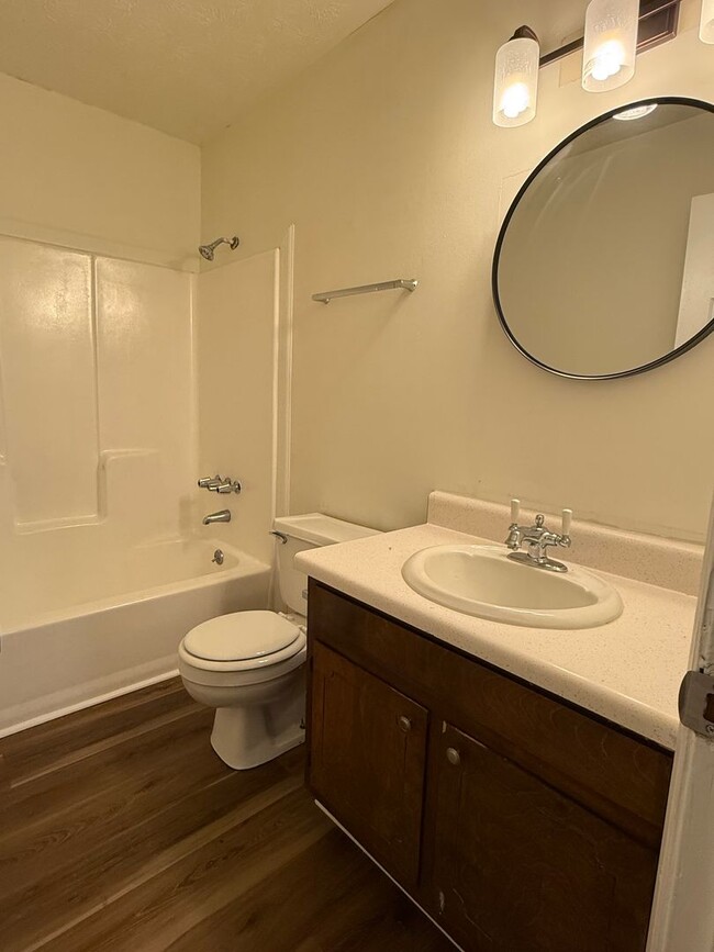 Photo - Fowler Drive Unidad 365