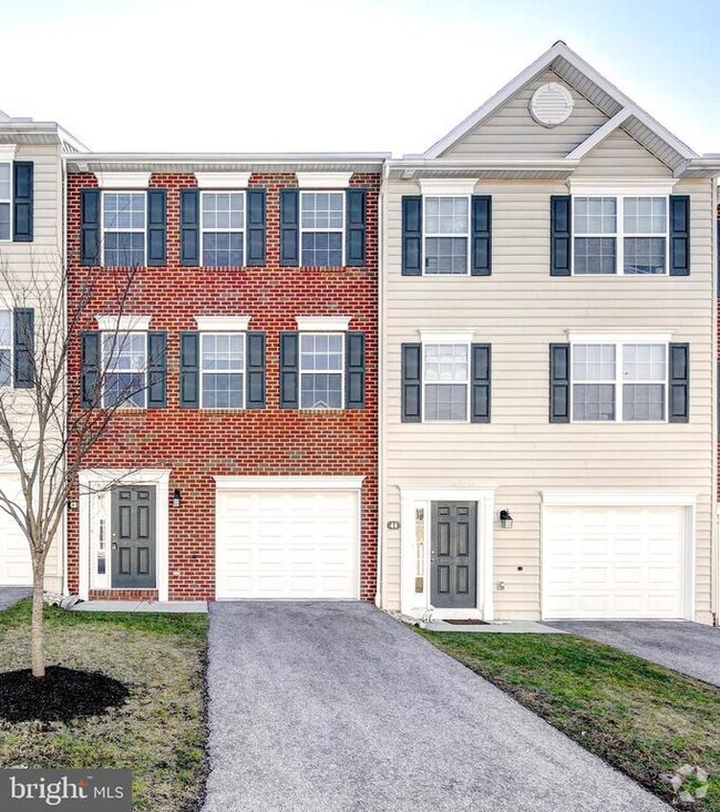 Building Photo - 7 Mustang Dr Rental