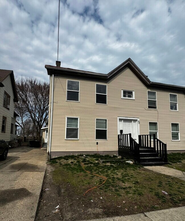 Photo - 1116 61st St Unit 1118
