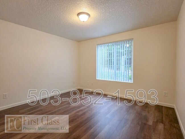 Photo - 13170 SW Menlor Ln