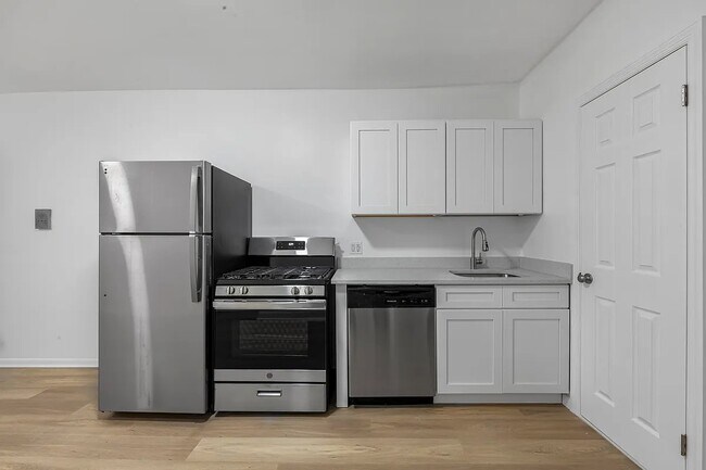 Photo - 327 E 10th St Unidad A