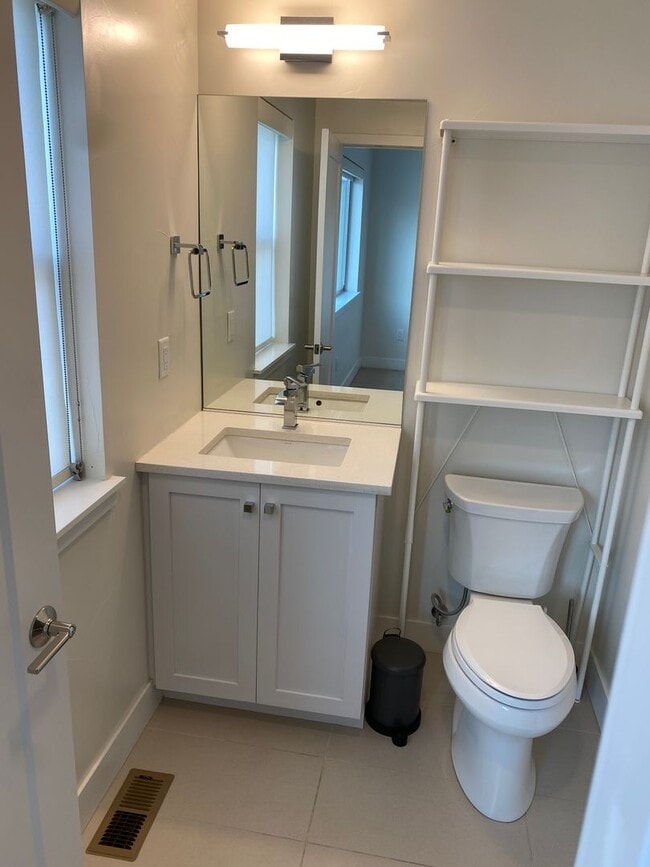 Photo - 4040 W 16th Ave