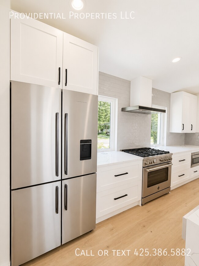 Photo - 8320 NE 148th Pl