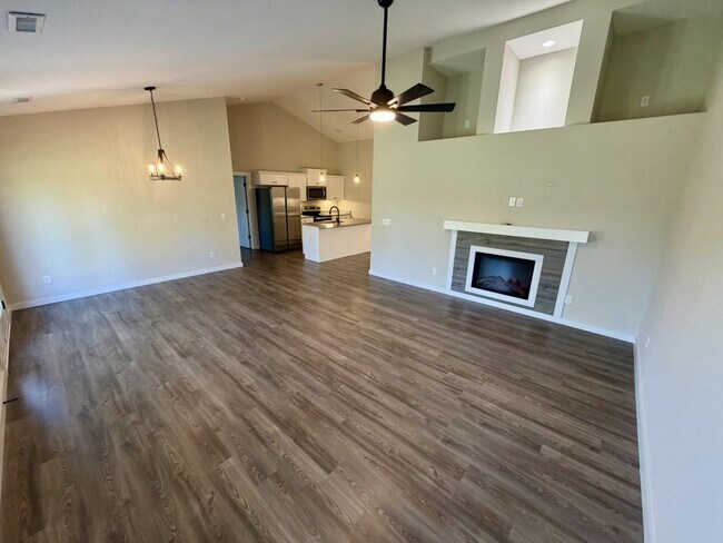 Photo - 115 Otts Shoals Rd