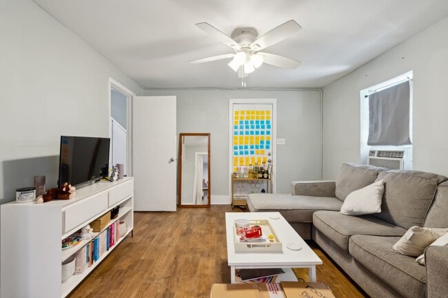 Photo - 13 Norman St Unit 13 Norman  B
