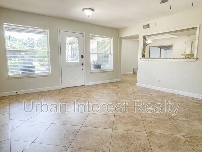 Photo - 505 Beach Dr