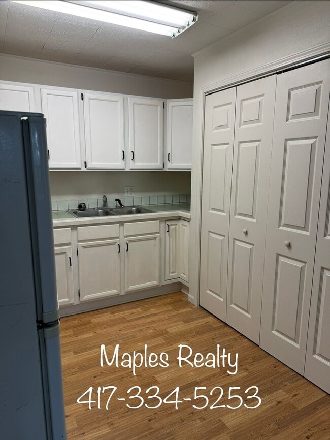 Photo - One bedroom – one bathroom apartment in Kirbyville Missouri Unit Oakland #06 (074)