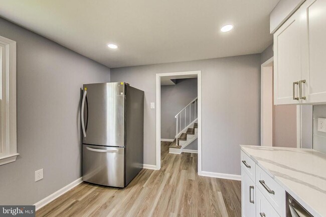 Photo - 1318 Palmer Rd