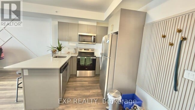 Photo - 103 Roger St Unit 503