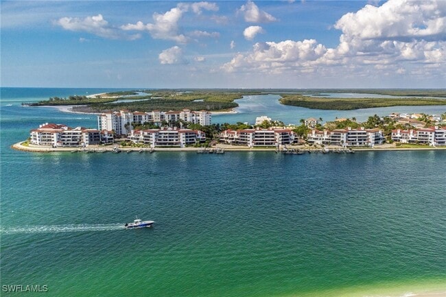 Photo - 305 La Peninsula Blvd Unit 305