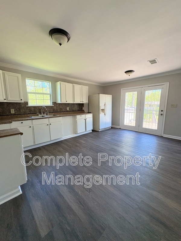 Photo - 820 17th St Ensley