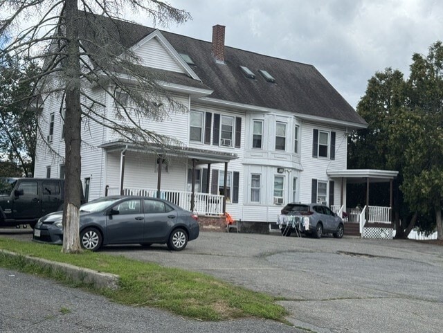 Building Photo - 90 Lowell St Unit A