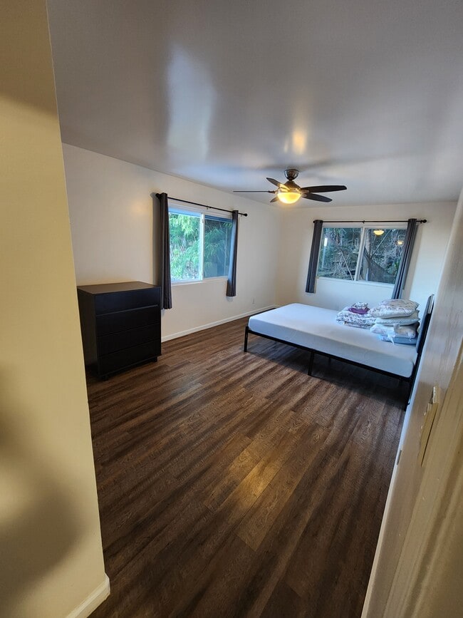 Photo - 306 Ekoa Pl